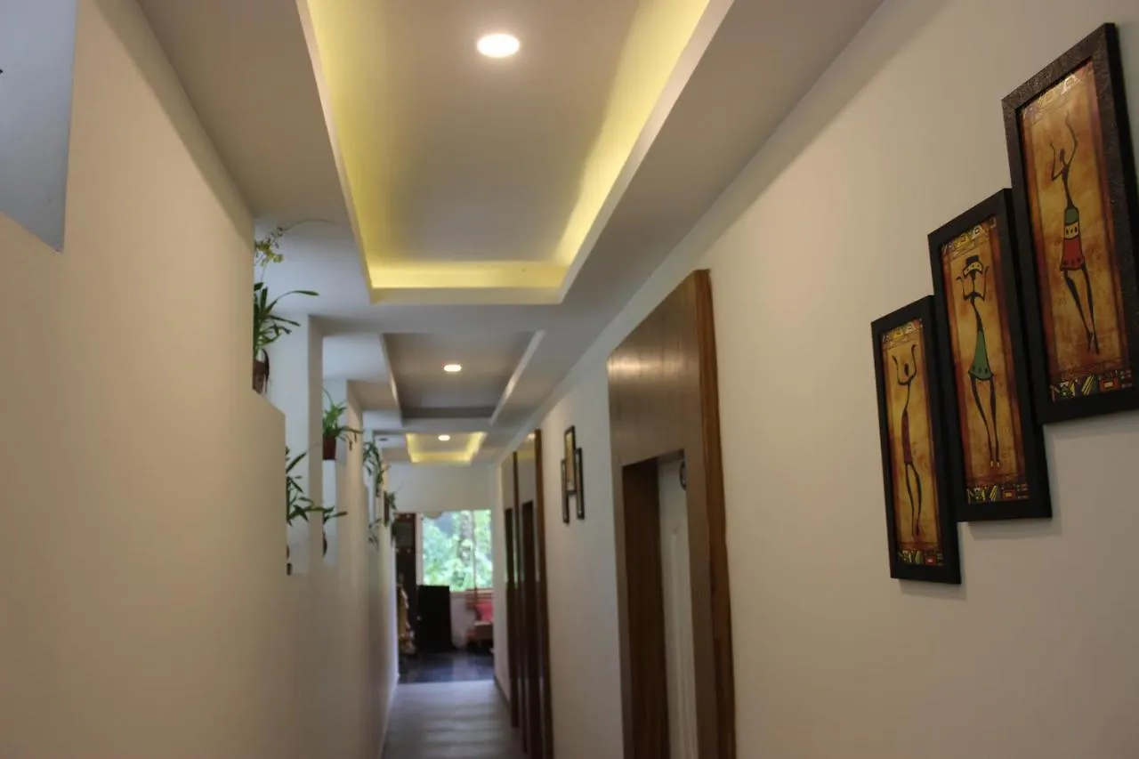 Tree Blanche Otel Munnar